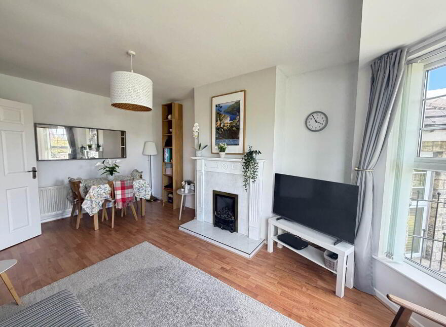 9 Walnut Close, Larne, BT40 2WR