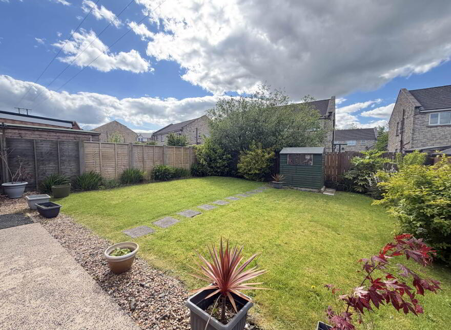 9 Walnut Close, Larne, BT40 2WR