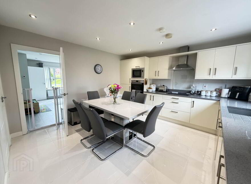2 Porter Green Way, Larne, BT40 2BF