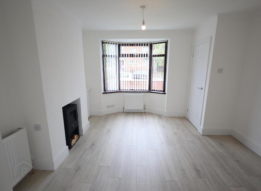 142 Whitewell Road, Newtownabbey, BT36 7EP
