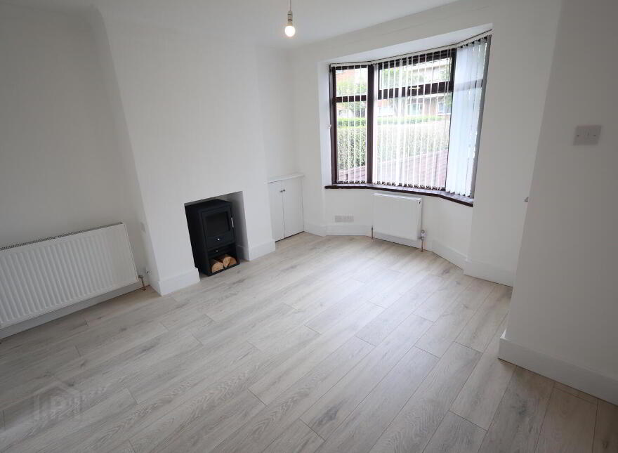 142 Whitewell Road, Newtownabbey, BT36 7EP