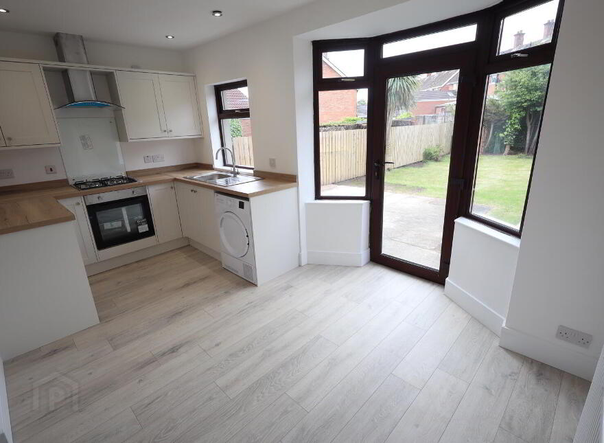 142 Whitewell Road, Newtownabbey, BT36 7EP