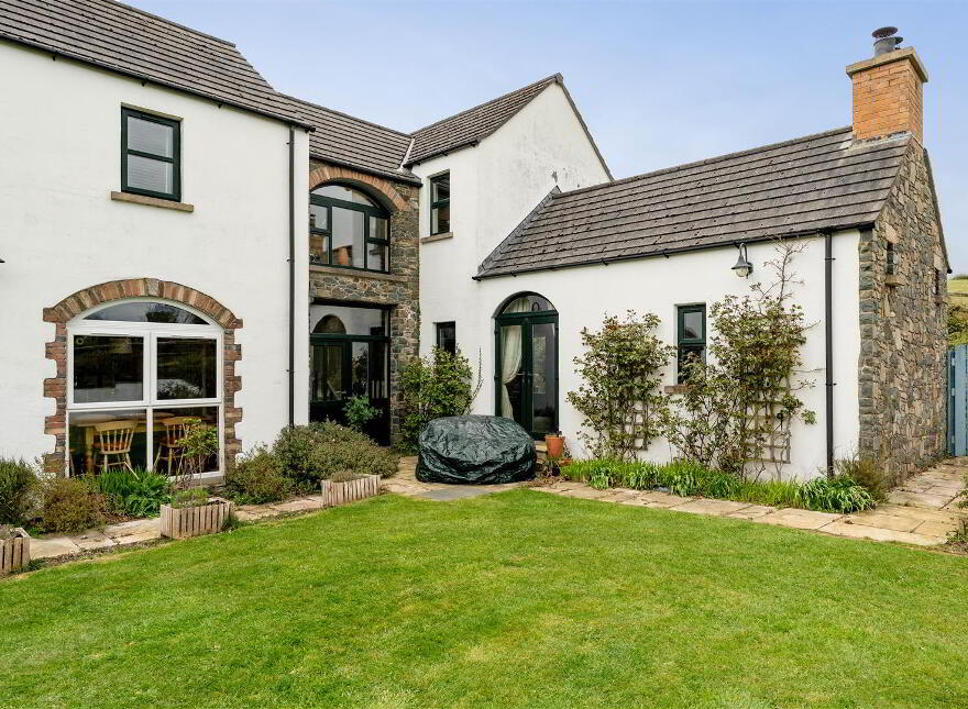 Drumlin House, 17 Turmennan Road, Crossgar, BT30 9BT