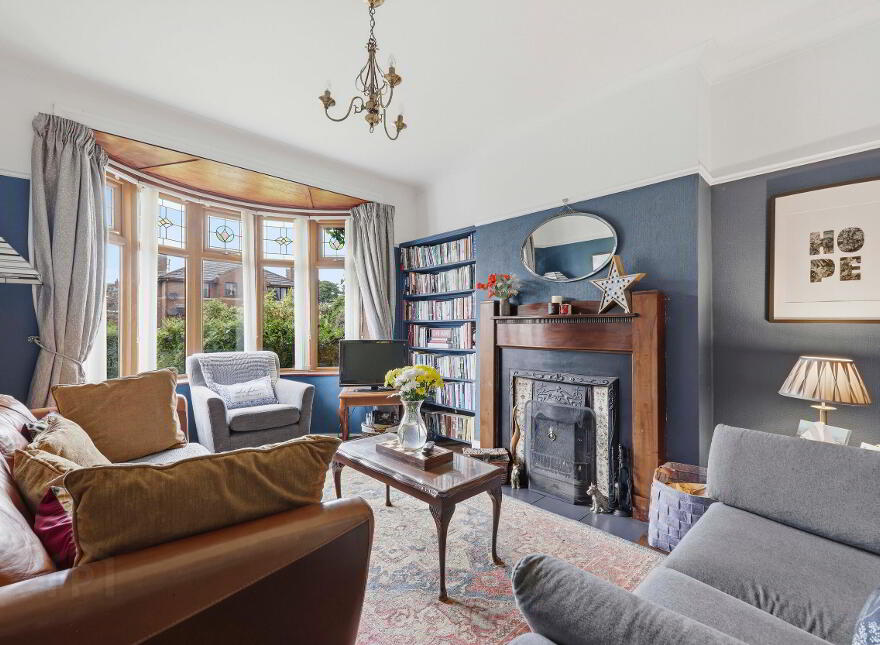 18 Diamond Gardens, Upper Lisburn Road, Belfast, BT10 0HE