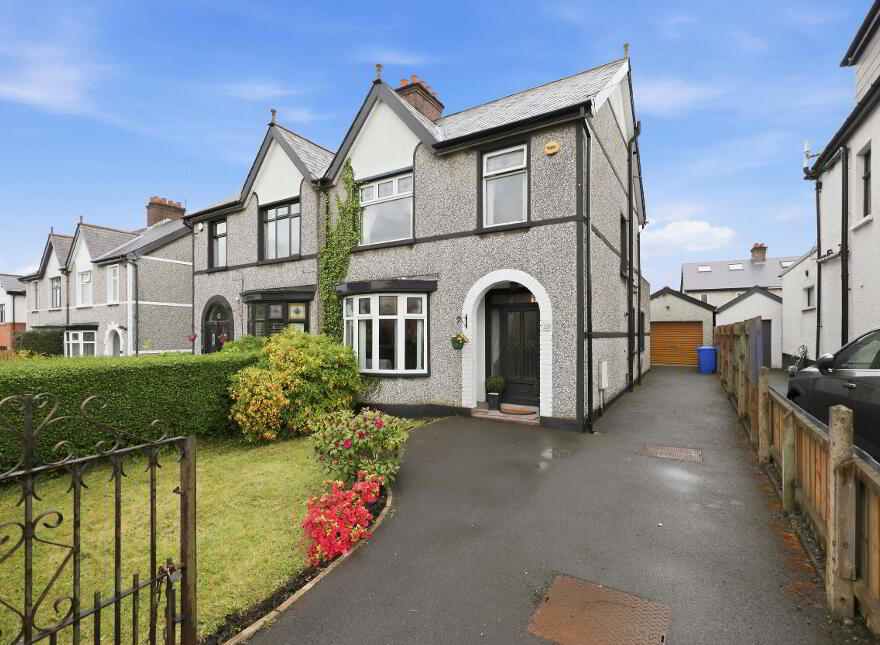 18 Diamond Gardens, Upper Lisburn Road, Belfast, BT10 0HE