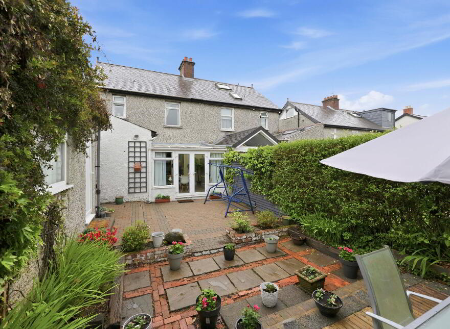 18 Diamond Gardens, Upper Lisburn Road, Belfast, BT10 0HE