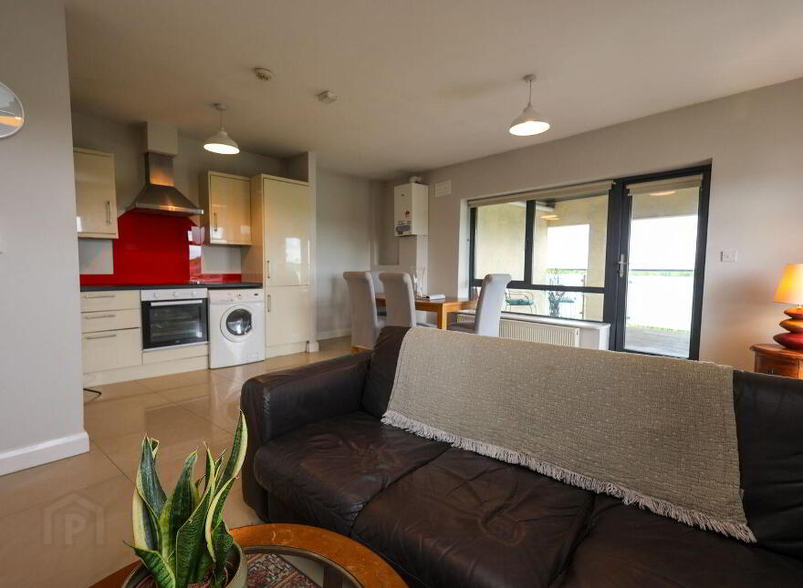 55 Tailteann Court, Longford Road, Mullingar, N91D398