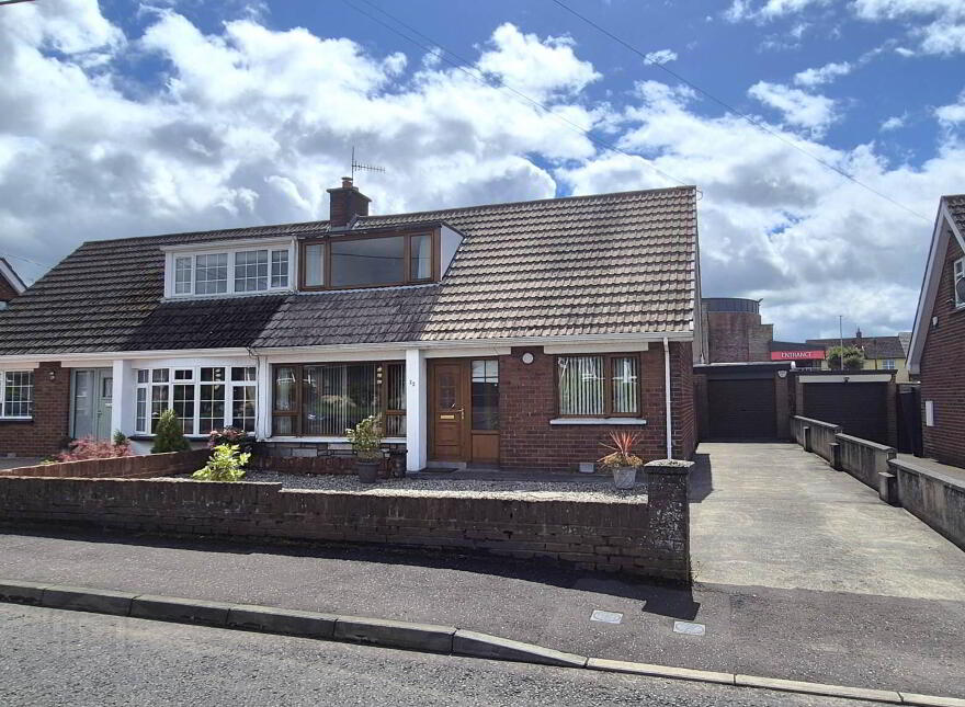 22 Danesfort Crescent, Derry, BT48 8DG