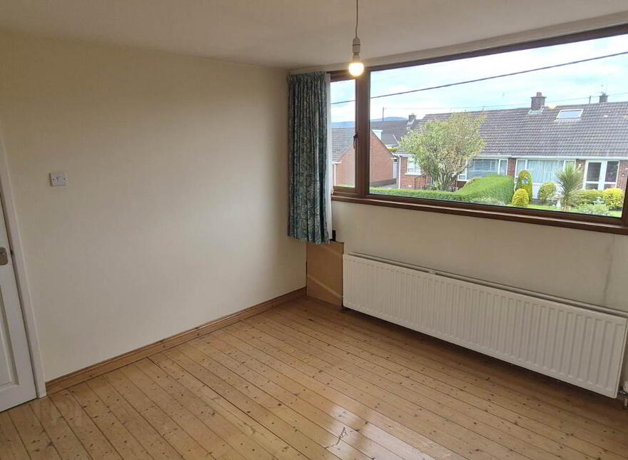 22 Danesfort Crescent, Derry, BT48 8DG