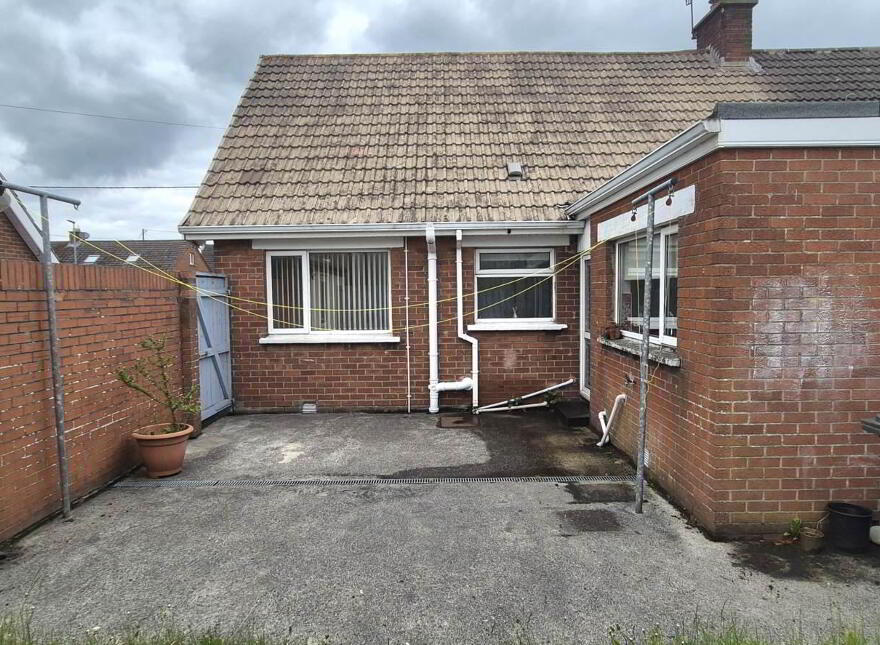 22 Danesfort Crescent, Derry, BT48 8DG
