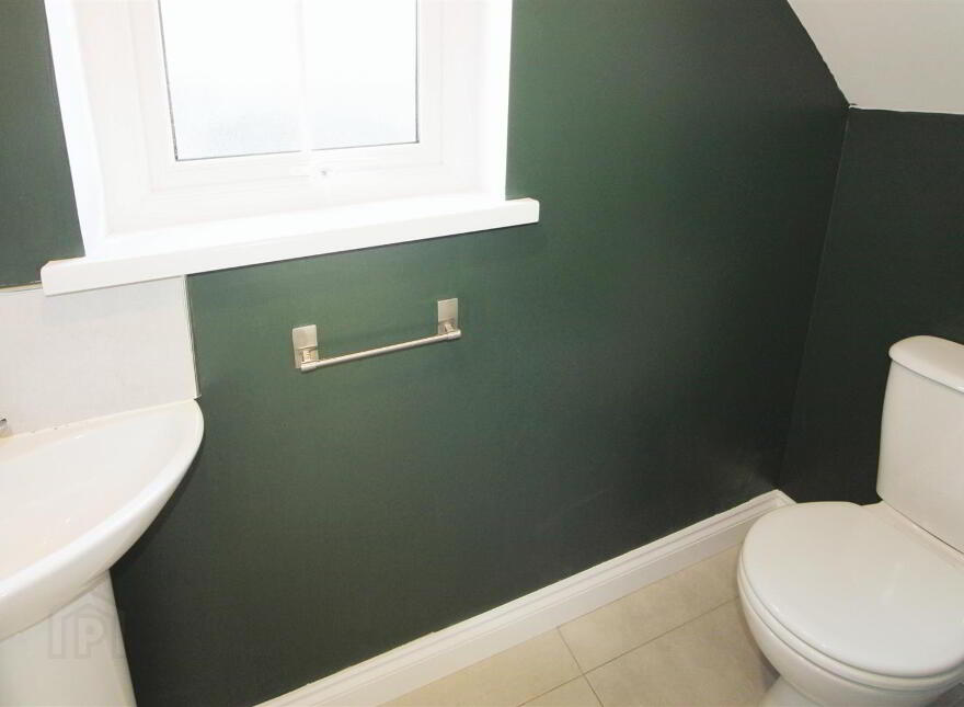 18 Blackrock Row, Newtownabbey, BT36 4AD