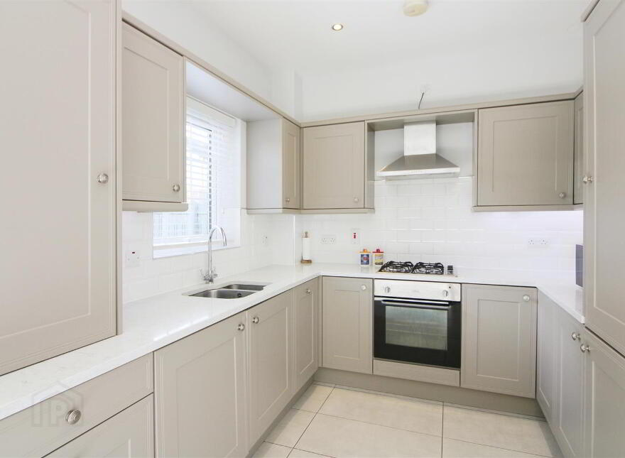 18 Blackrock Row, Newtownabbey, BT36 4AD