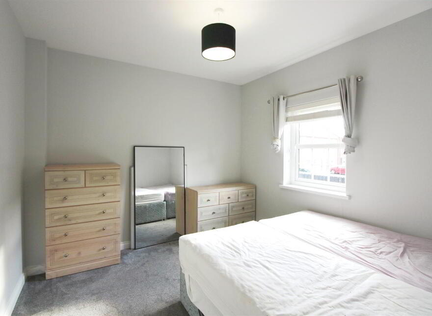 18 Blackrock Row, Newtownabbey, BT36 4AD