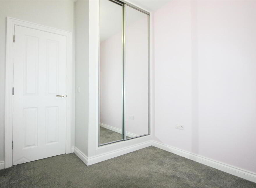 18 Blackrock Row, Newtownabbey, BT36 4AD