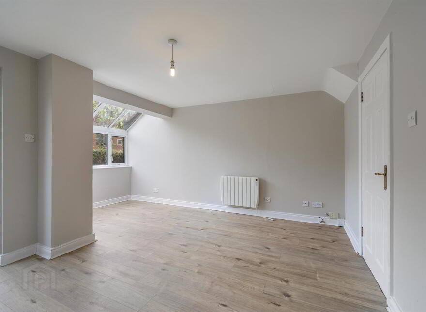 6 Laganview Mews, Belfast, BT5 4AP