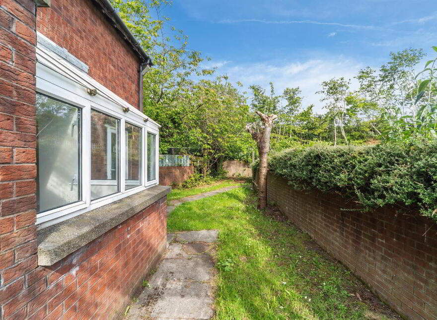 6 Laganview Mews, Belfast, BT5 4AP