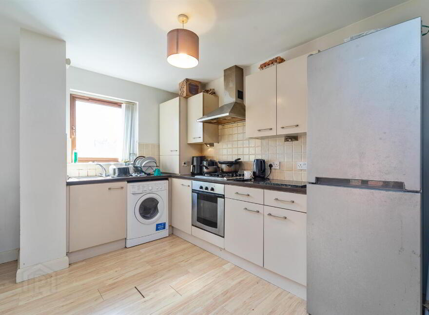 Apt 9, 112 Templemore Avenue, Belfast, BT5 4FX