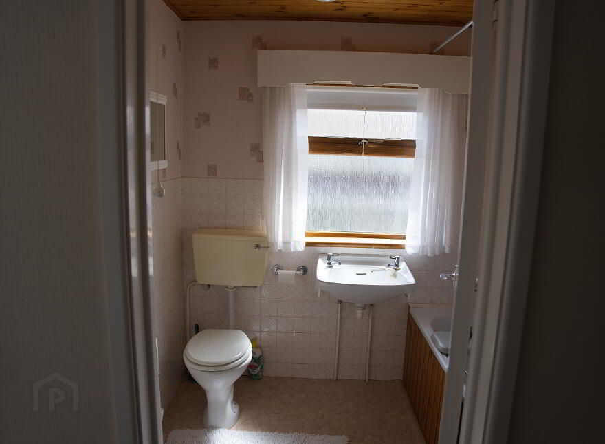 19 Donard Place, Kilkeel, BT34 4BU