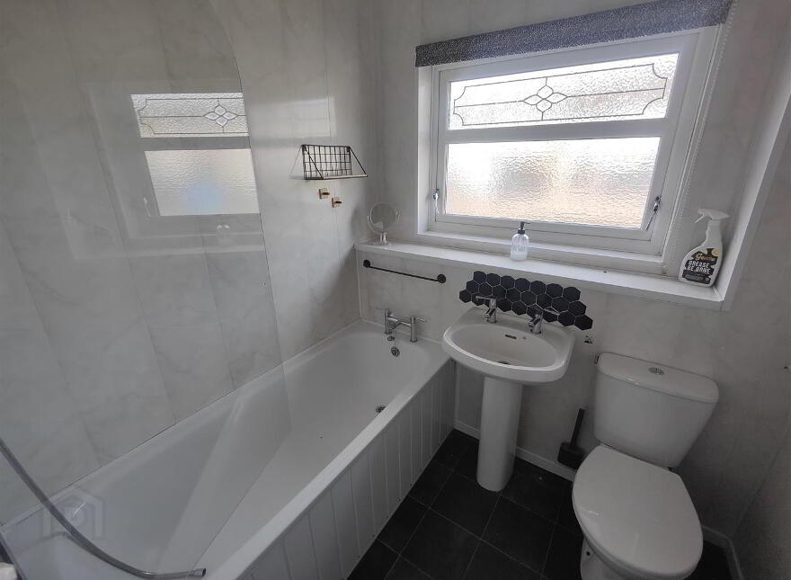 99 Forthriver Park, Belfast, BT13 3UZ