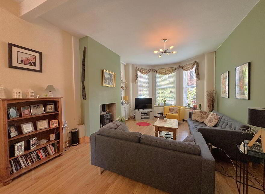 14 Linden Gardens, Belfast, BT14 6DD