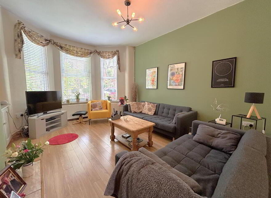 14 Linden Gardens, Belfast, BT14 6DD