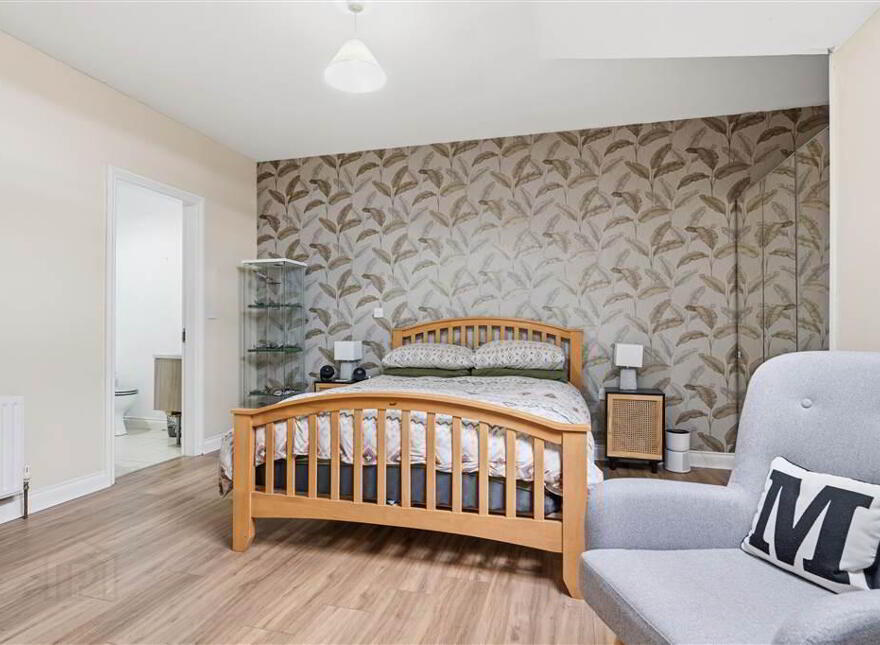 17 Rossdale Manor, Ballymena, BT42 2SL