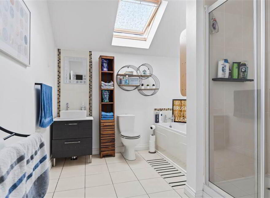 17 Rossdale Manor, Ballymena, BT42 2SL
