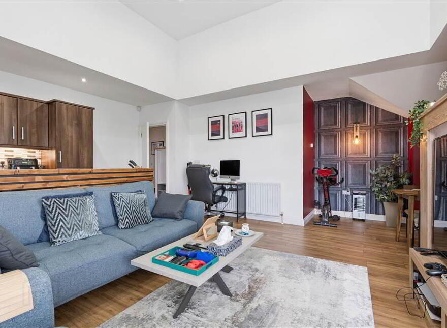 17 Rossdale Manor, Ballymena, BT42 2SL