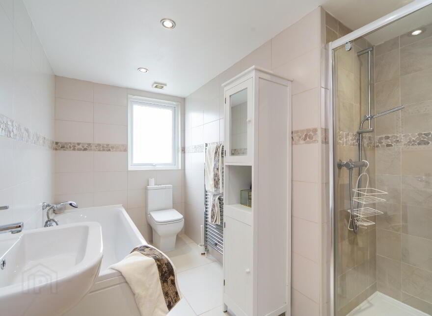 28 Malone Heights, Belfast, BT9 5PG