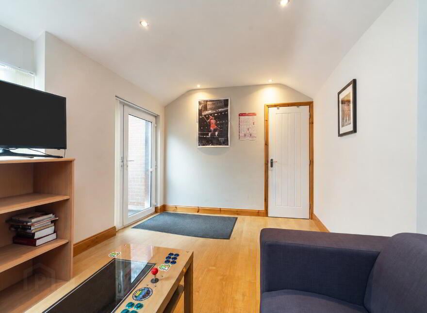 28 Malone Heights, Belfast, BT9 5PG