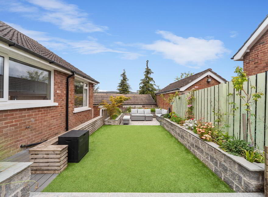 28 Malone Heights, Belfast, BT9 5PG