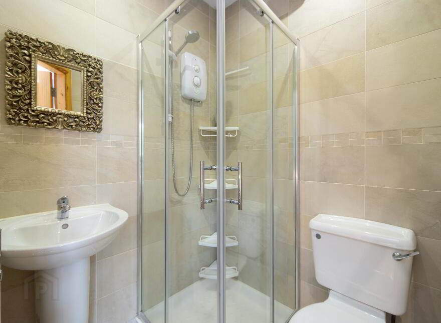 28 Malone Heights, Belfast, BT9 5PG