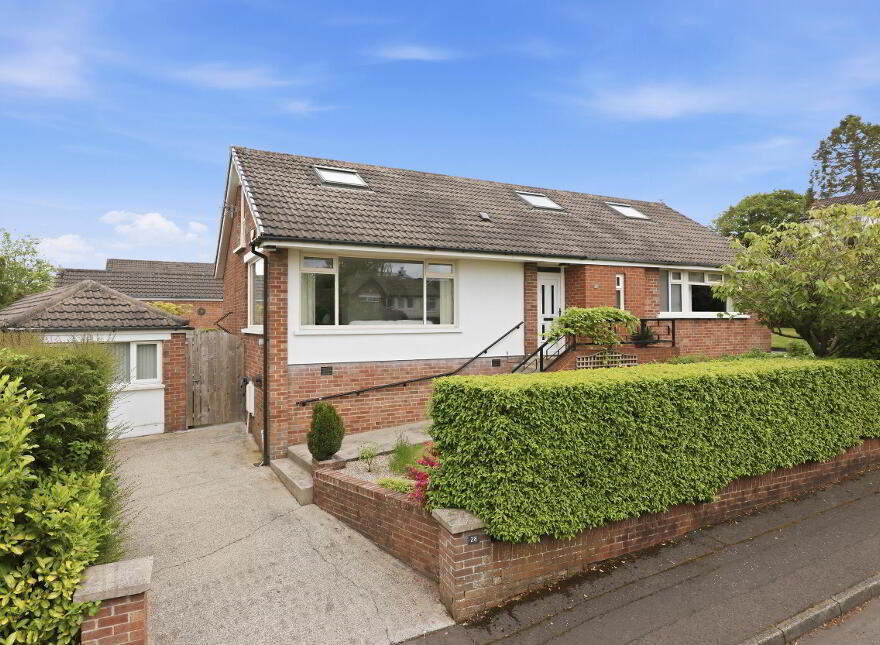 28 Malone Heights, Belfast, BT9 5PG