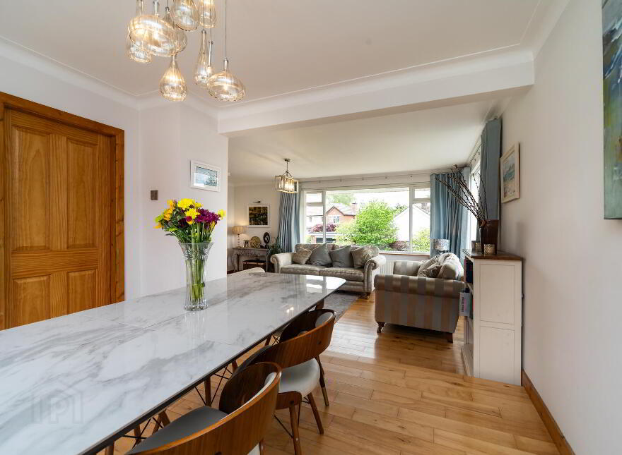 28 Malone Heights, Belfast, BT9 5PG