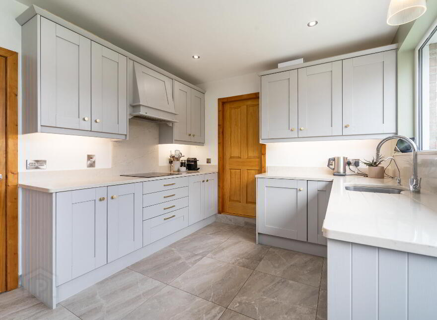 28 Malone Heights, Belfast, BT9 5PG