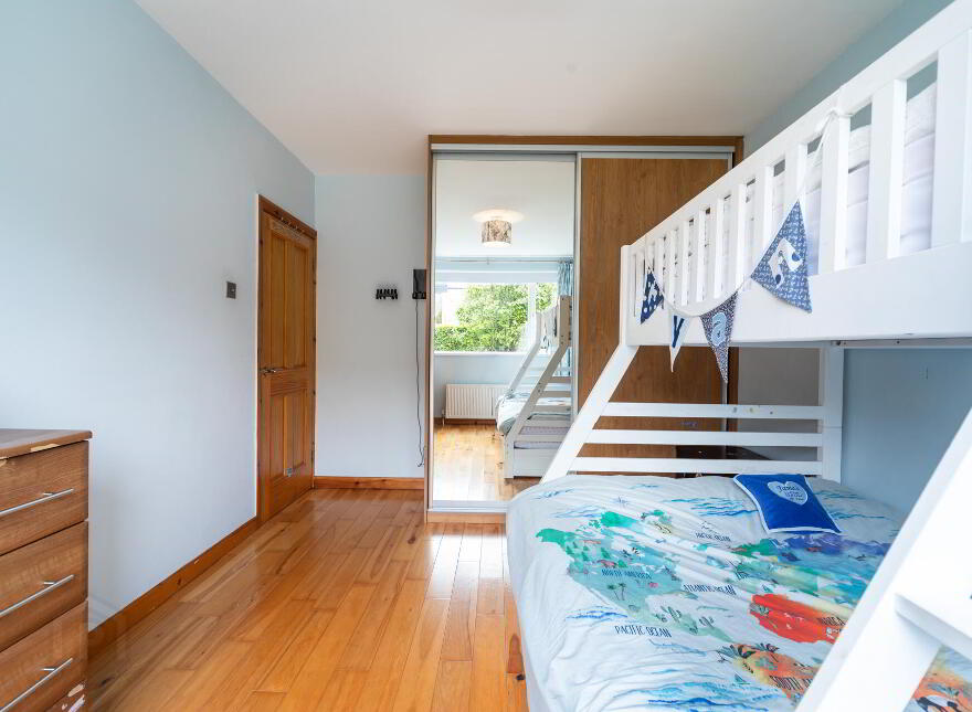 28 Malone Heights, Belfast, BT9 5PG