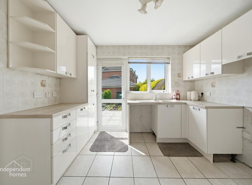 9 Walnut Road, Larne, BT40 2WE
