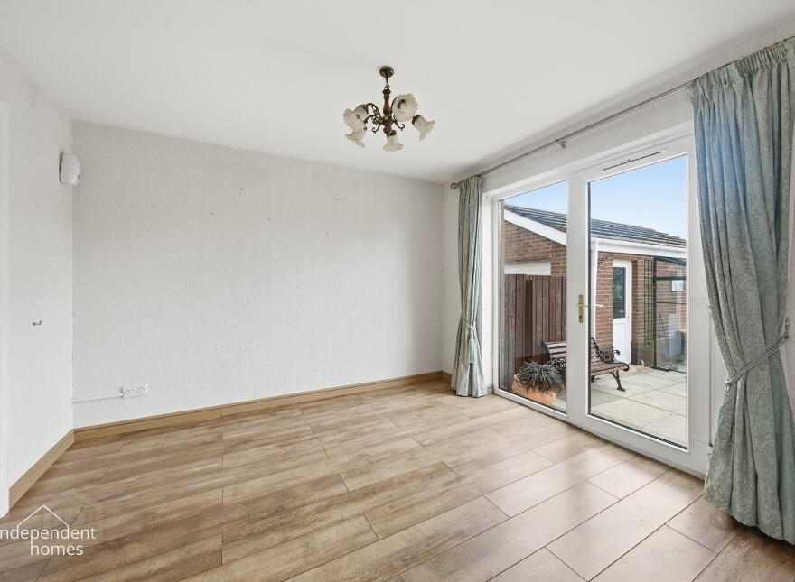9 Walnut Road, Larne, BT40 2WE