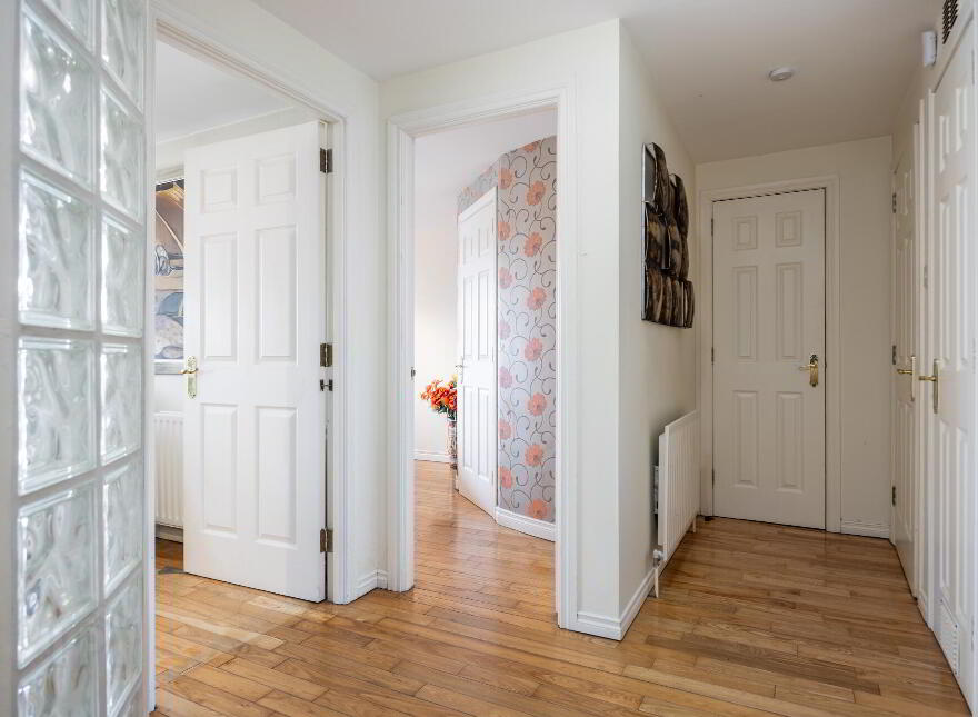 30 St. Georges Harbour, Belfast, BT1 3SG