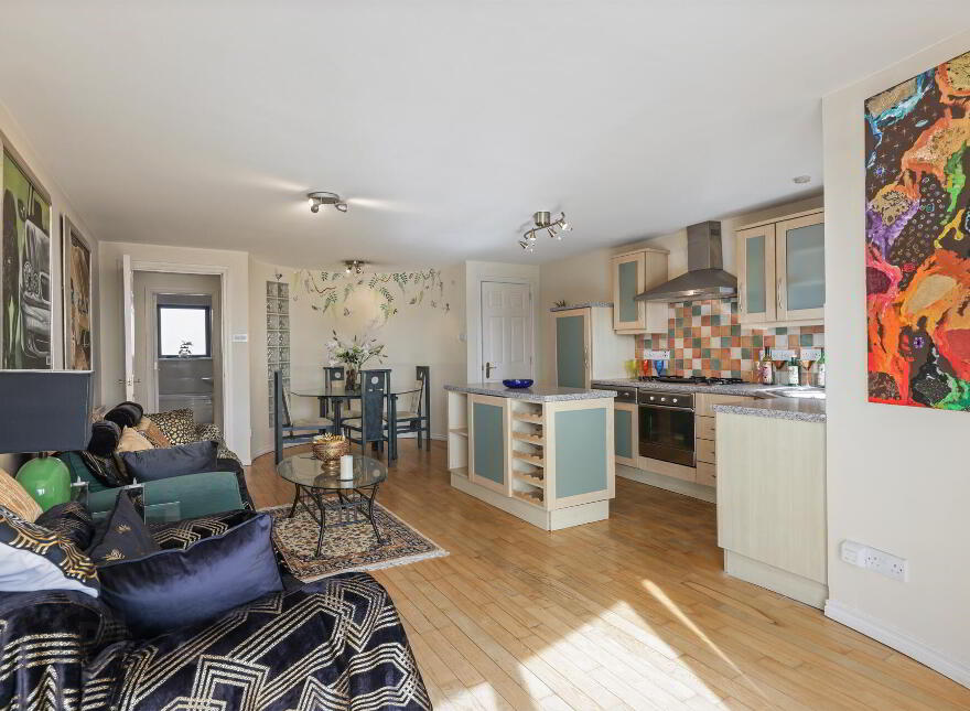 30 St. Georges Harbour, Belfast, BT1 3SG