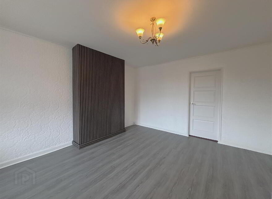 4 Lyndhurst Grove, Belfast, BT13 3PE