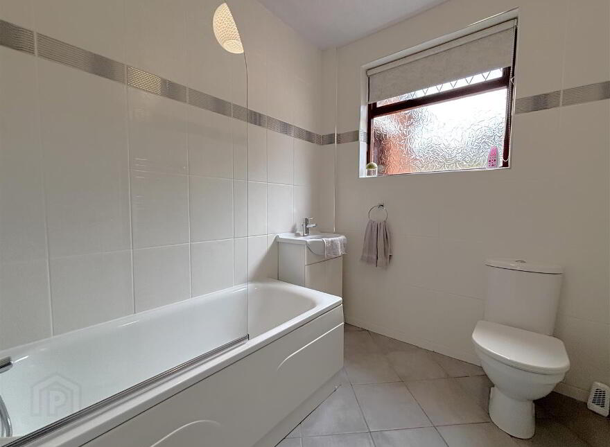 4 Lyndhurst Grove, Belfast, BT13 3PE