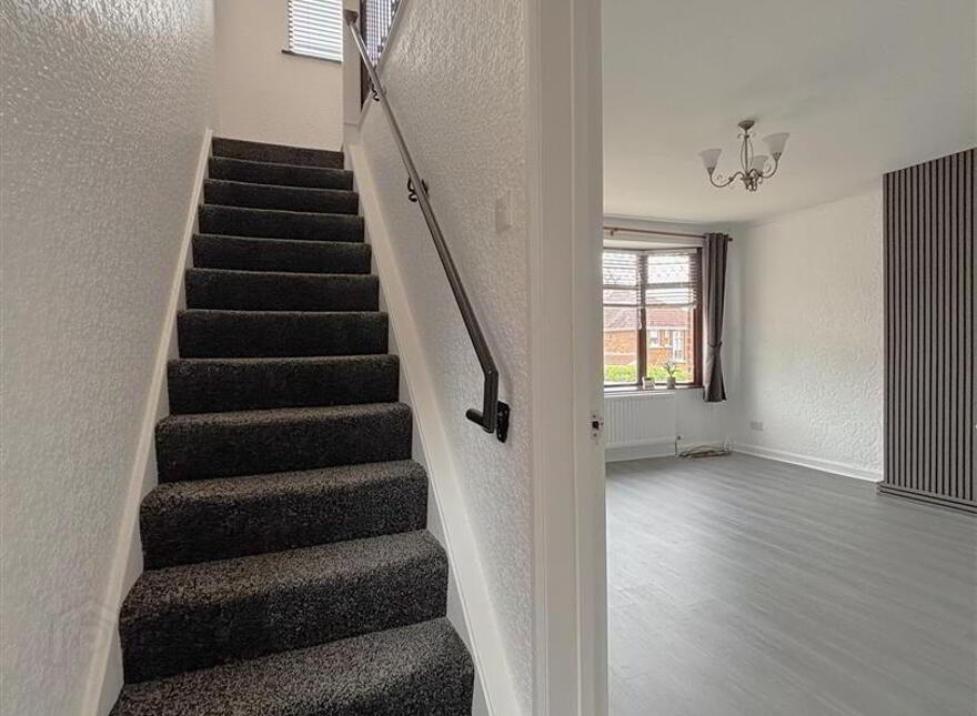 4 Lyndhurst Grove, Belfast, BT13 3PE