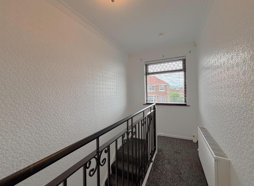 4 Lyndhurst Grove, Belfast, BT13 3PE