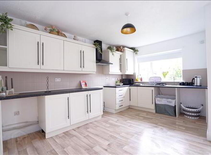 Ardleigh, Bracken Grove, Waterford