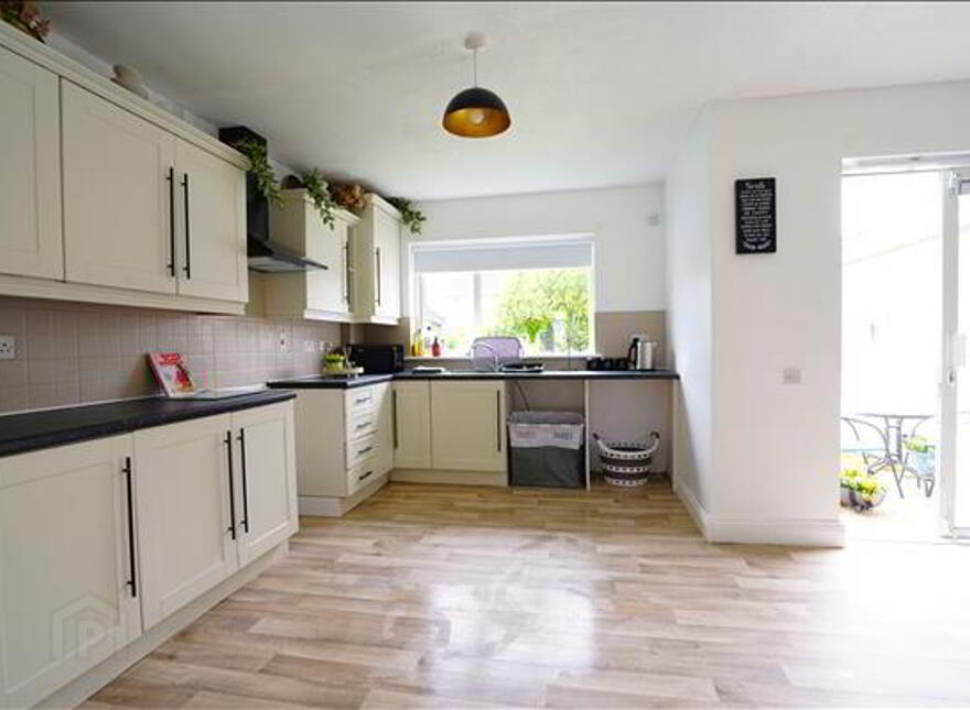 Ardleigh, Bracken Grove, Waterford