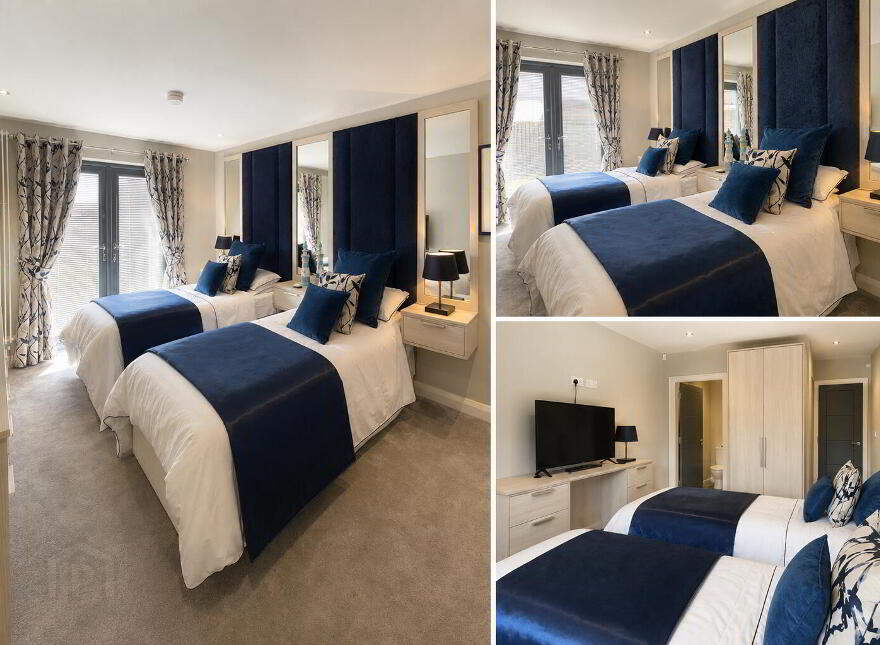 8 Crocknamack Road, Portrush, BT56 8HA