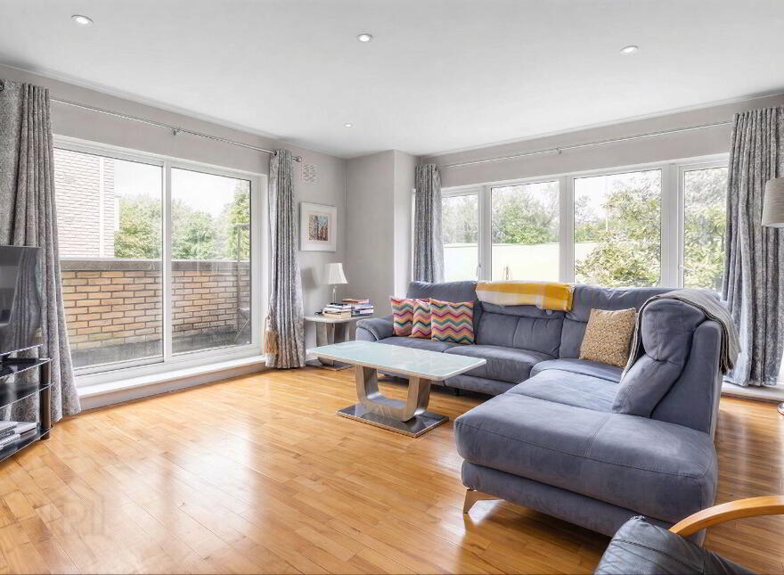 16 Beaufort Abbey, Navan, C15XR61