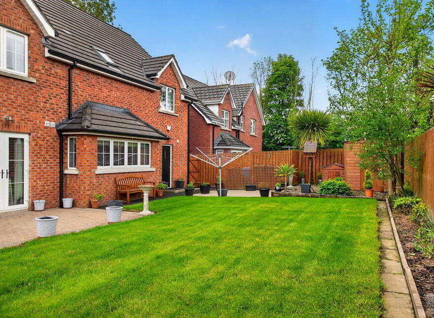 17 Moorfields, Ballybogy, Ballymoney, BT53 6SF