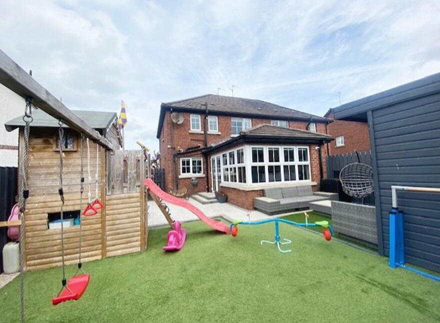 95 Roes Hill, Lawrencetown, Banbridge, BT63 6FB